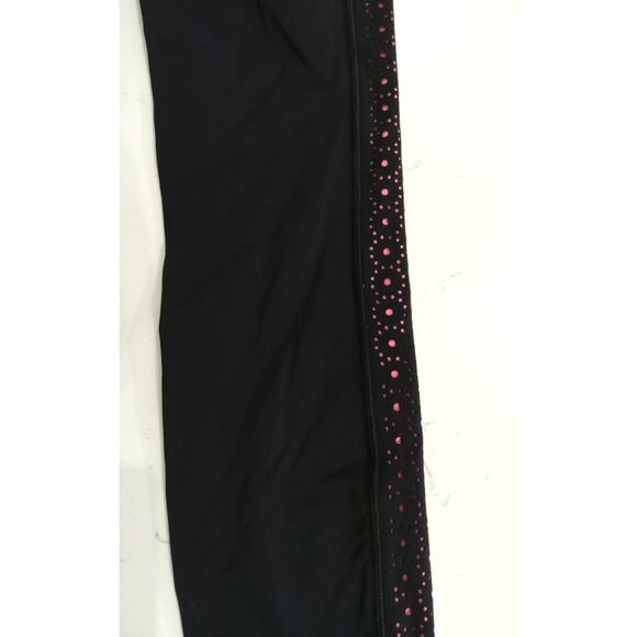 Lululemon Color Me Quick 7/8 leggings athleisure black pink eyelet size 2 - Picture 5 of 8